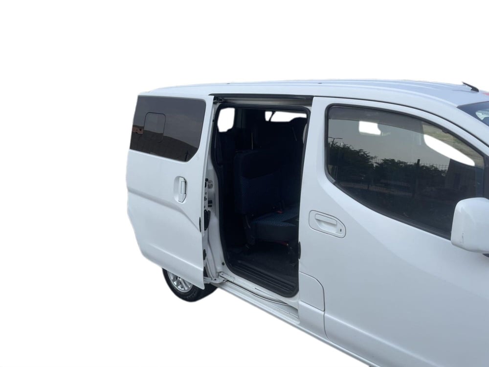 Nissan Evalia usata a Pistoia (9)
