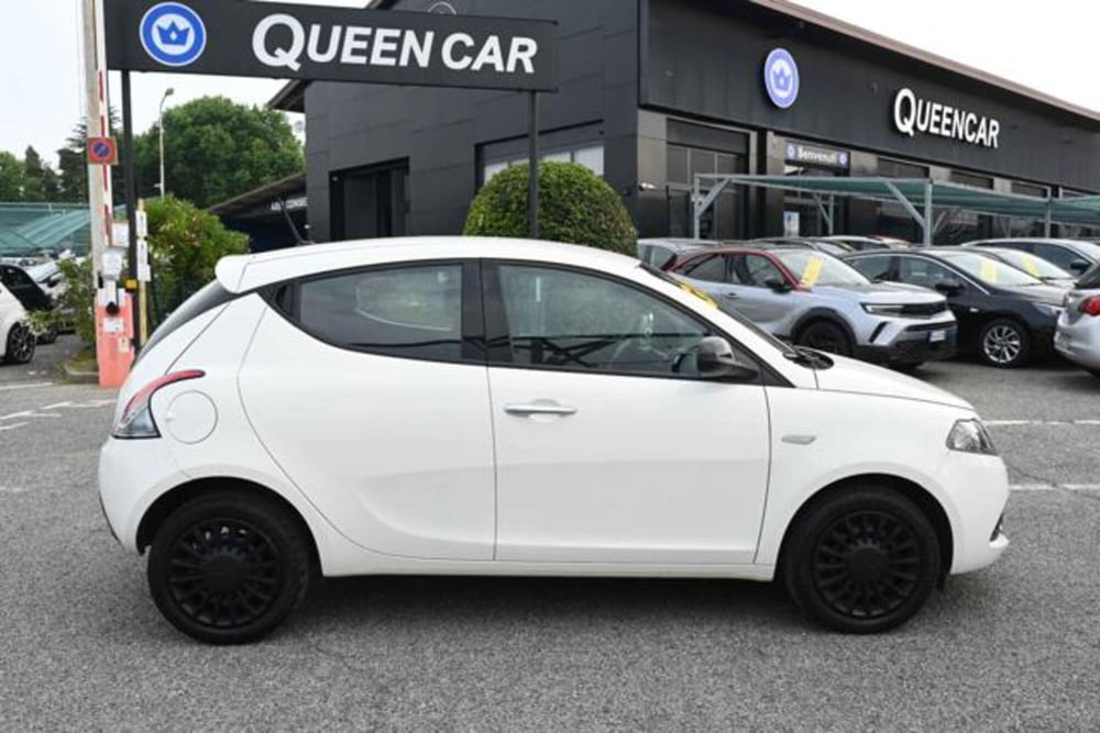 Lancia Ypsilon usata a Torino (4)