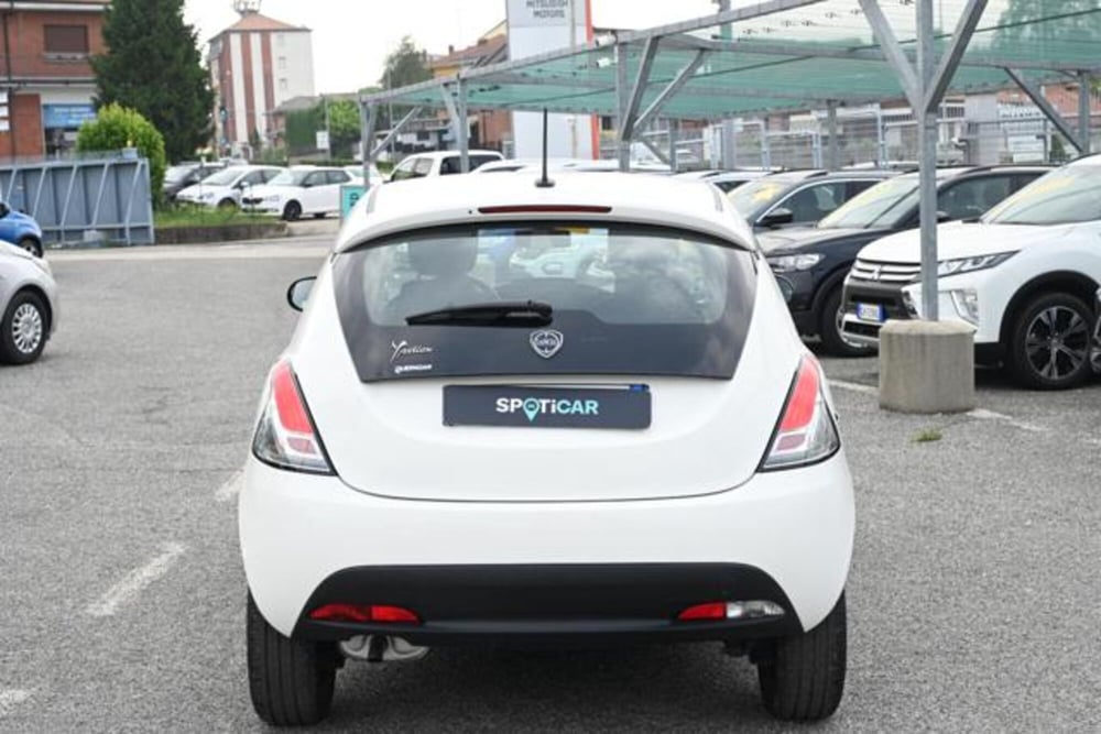 Lancia Ypsilon usata a Torino (6)