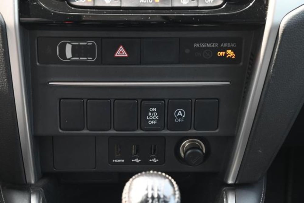 Mitsubishi L200 usata a Torino (19)