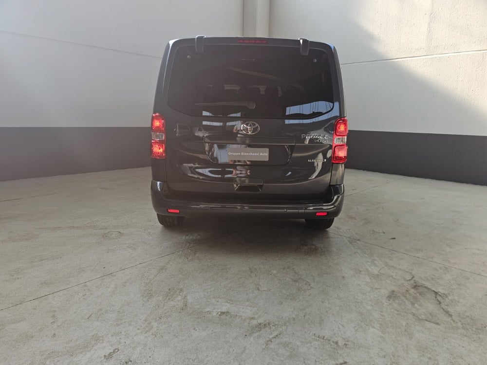Toyota Proace Verso nuova a Cremona (9)