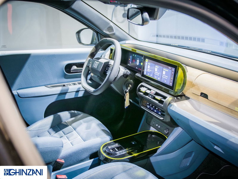 Fiat Grande Panda nuova a Bergamo (11)