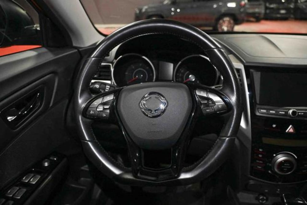 Ssangyong Tivoli usata a Torino (13)