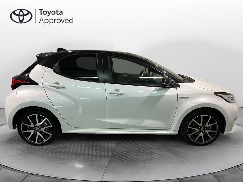 Toyota Yaris usata a Milano (13)