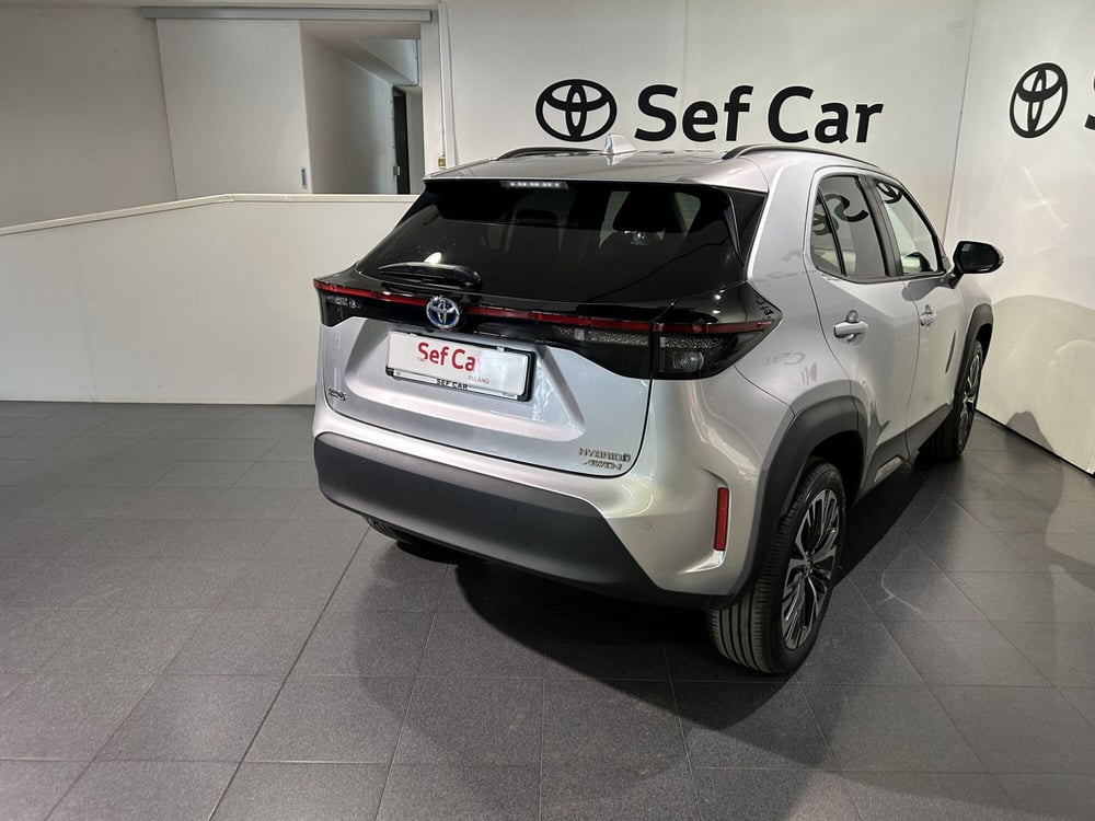 Toyota Yaris Cross nuova a Milano (4)