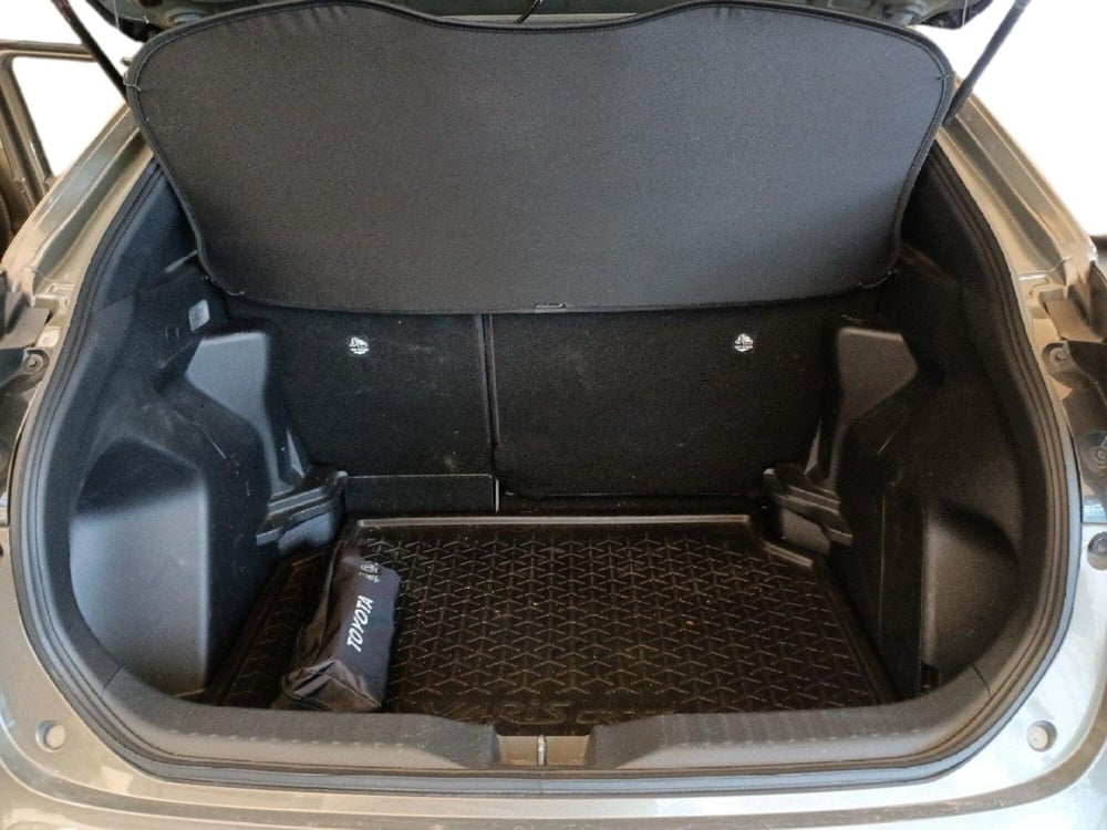 Toyota Yaris Cross usata a Milano (12)