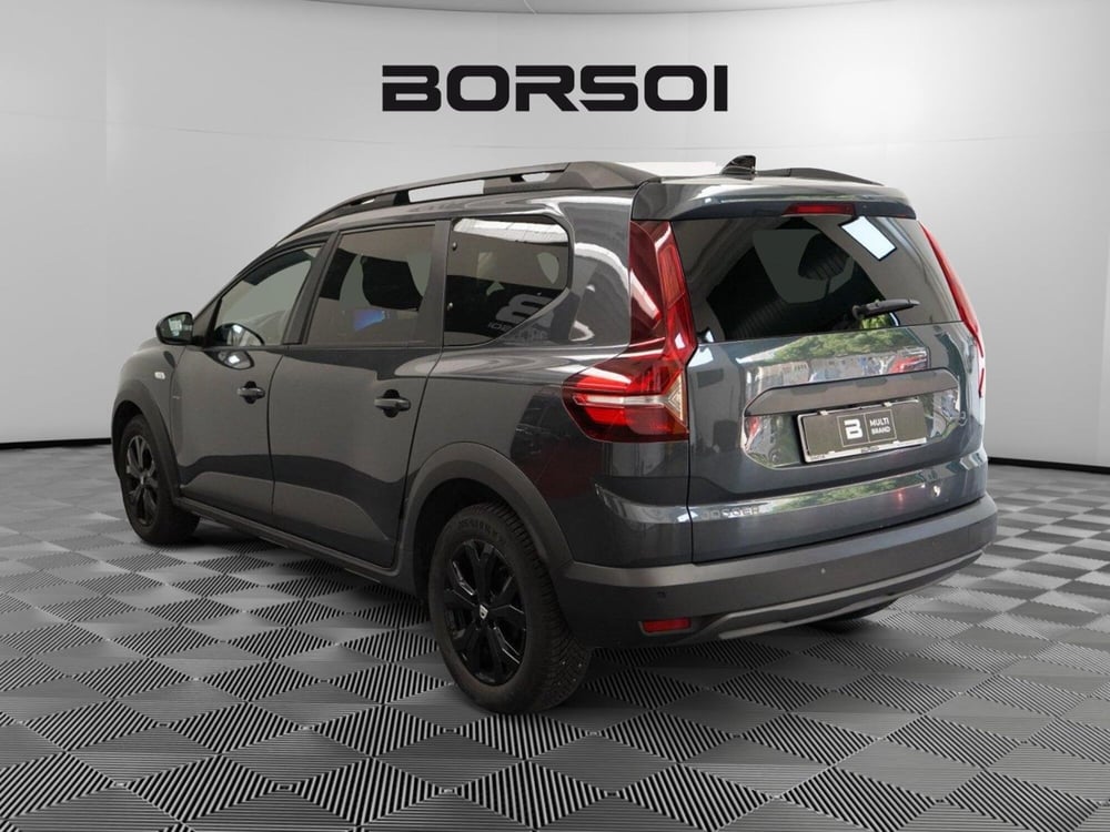 Dacia Jogger usata a Treviso (3)