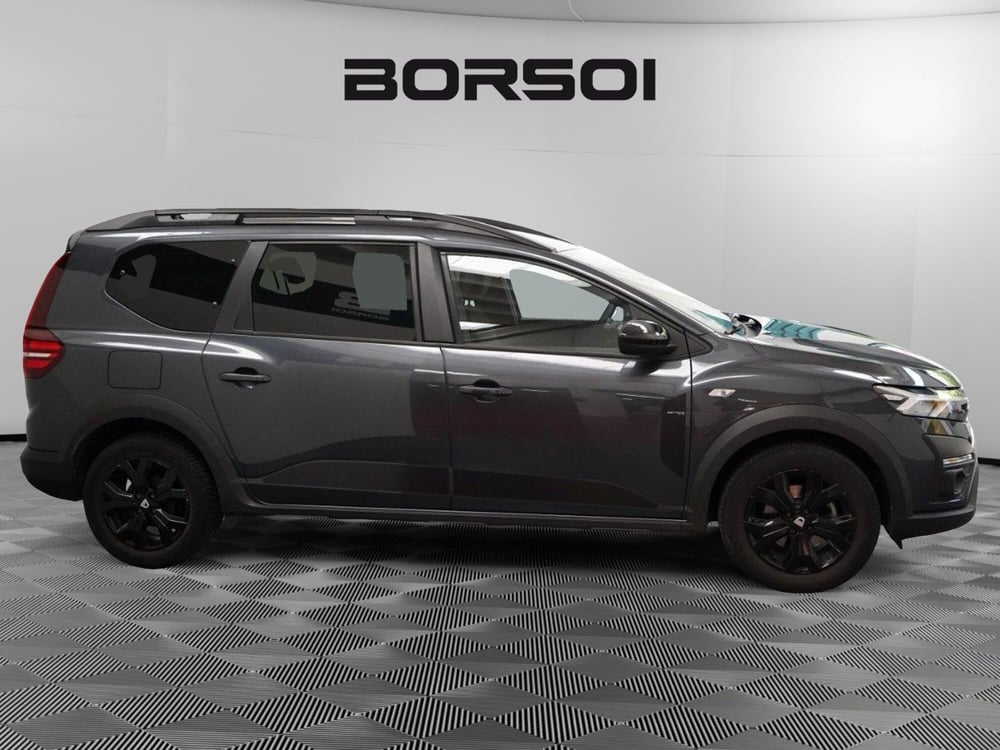 Dacia Jogger usata a Treviso (6)