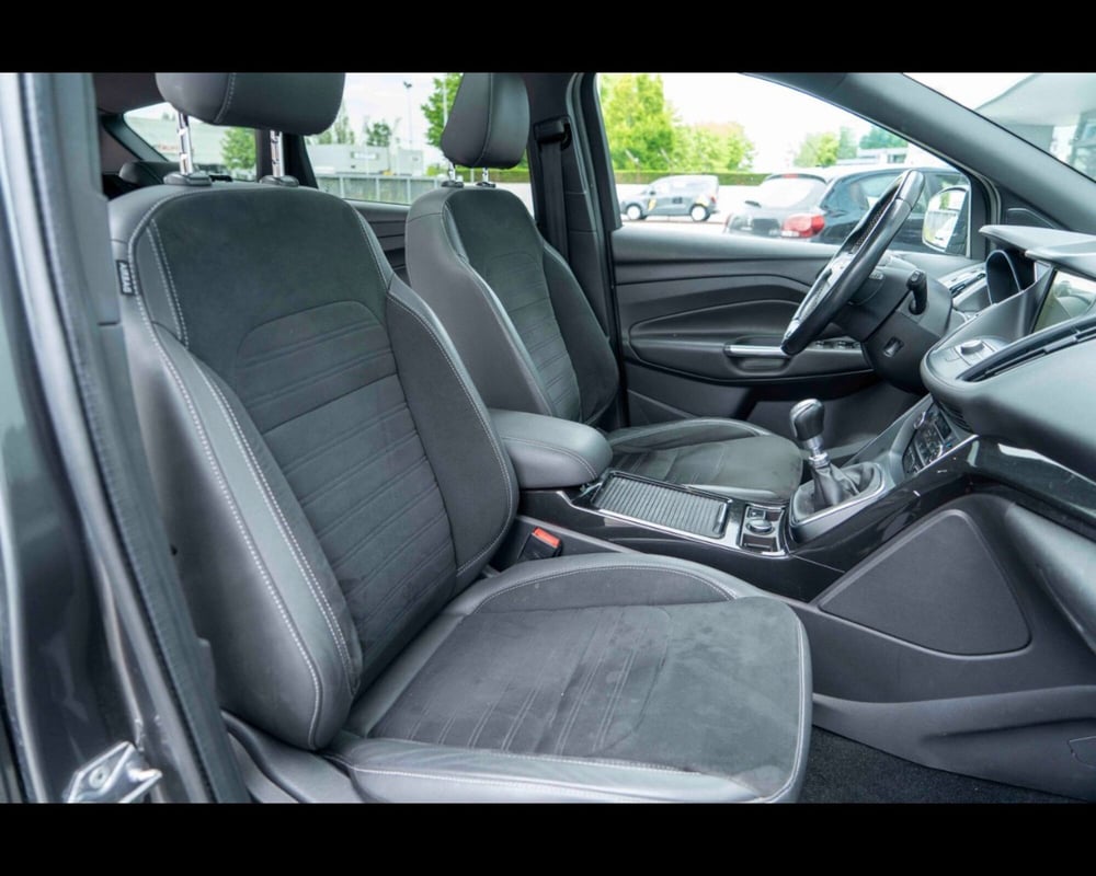 Ford Kuga usata a Treviso (12)
