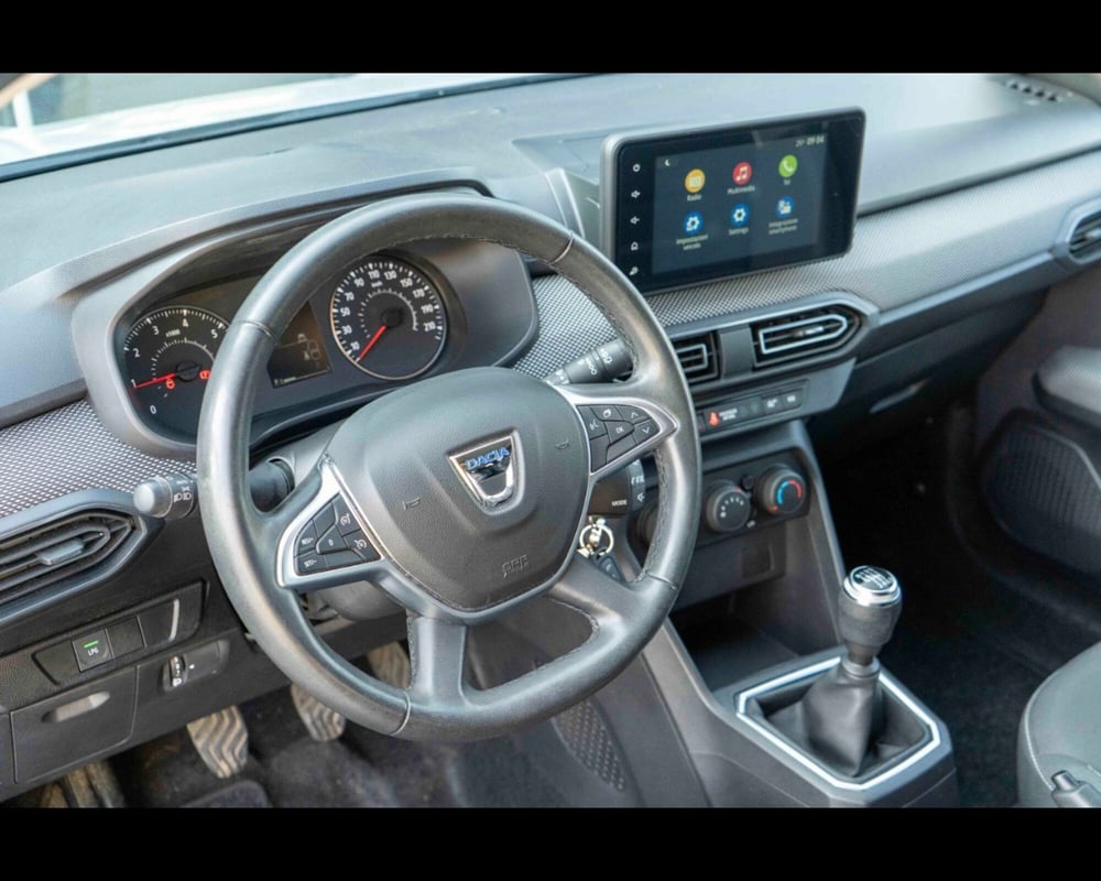 Dacia Jogger usata a Treviso (19)