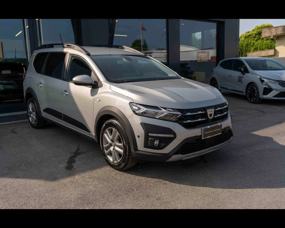 Dacia Jogger usata a Treviso (7)