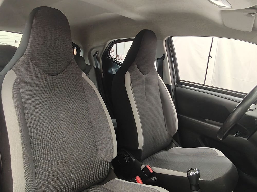 Toyota Aygo usata a Roma (7)