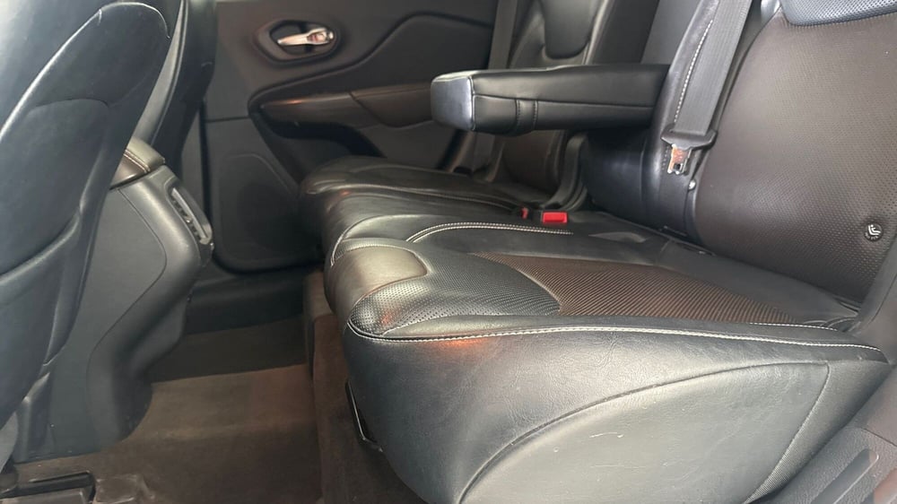 Jeep Cherokee usata a Viterbo (9)