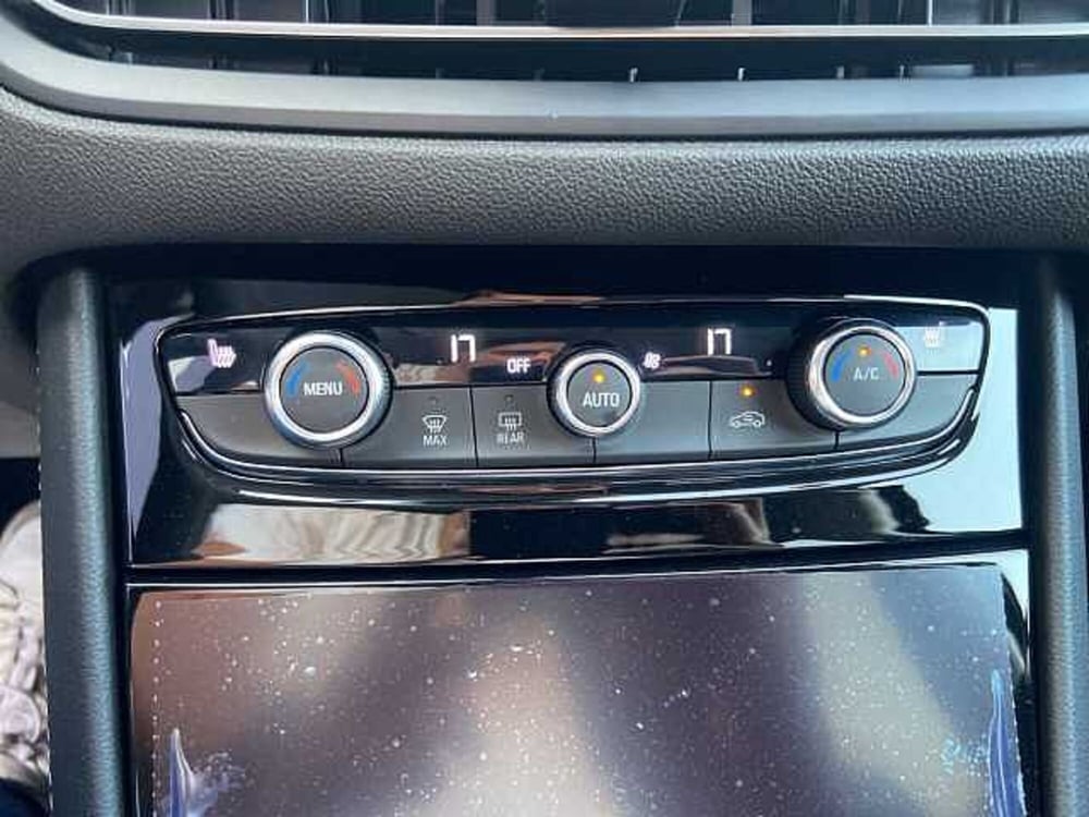 Opel Grandland nuova a Siena (12)