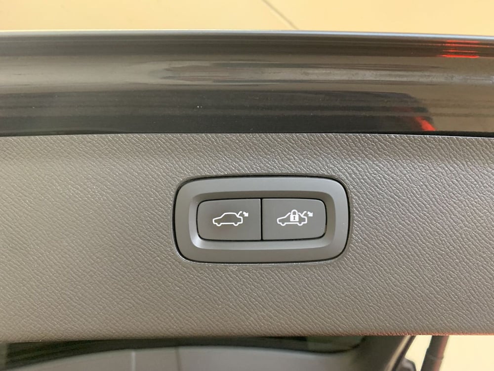 Volvo XC90 usata a Ferrara (15)