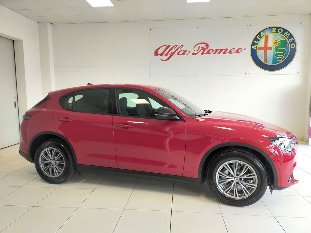 Alfa Romeo Stelvio nuova a Reggio Emilia (4)