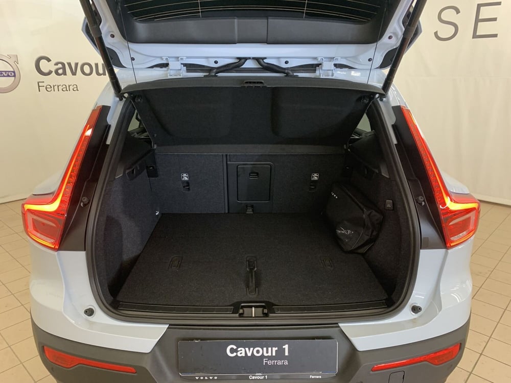 Volvo XC40 nuova a Ferrara (14)