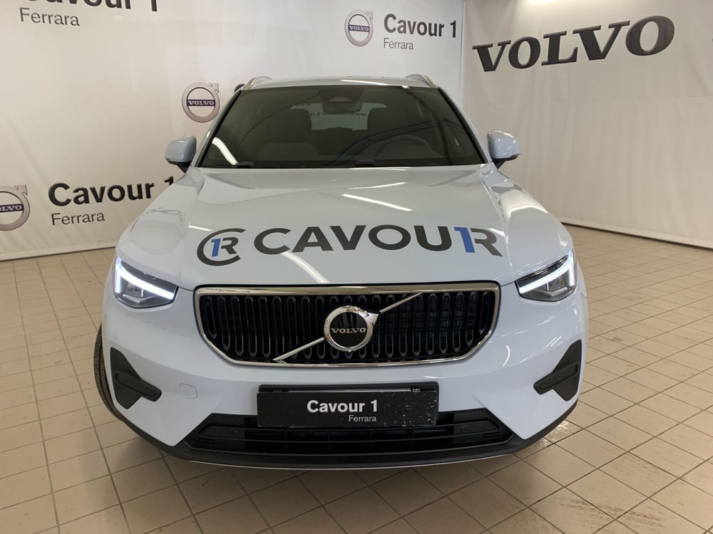 Volvo XC40 nuova a Ferrara (2)