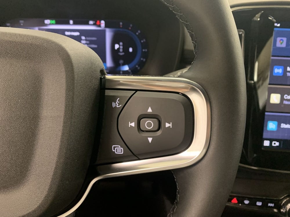 Volvo XC40 nuova a Ferrara (19)