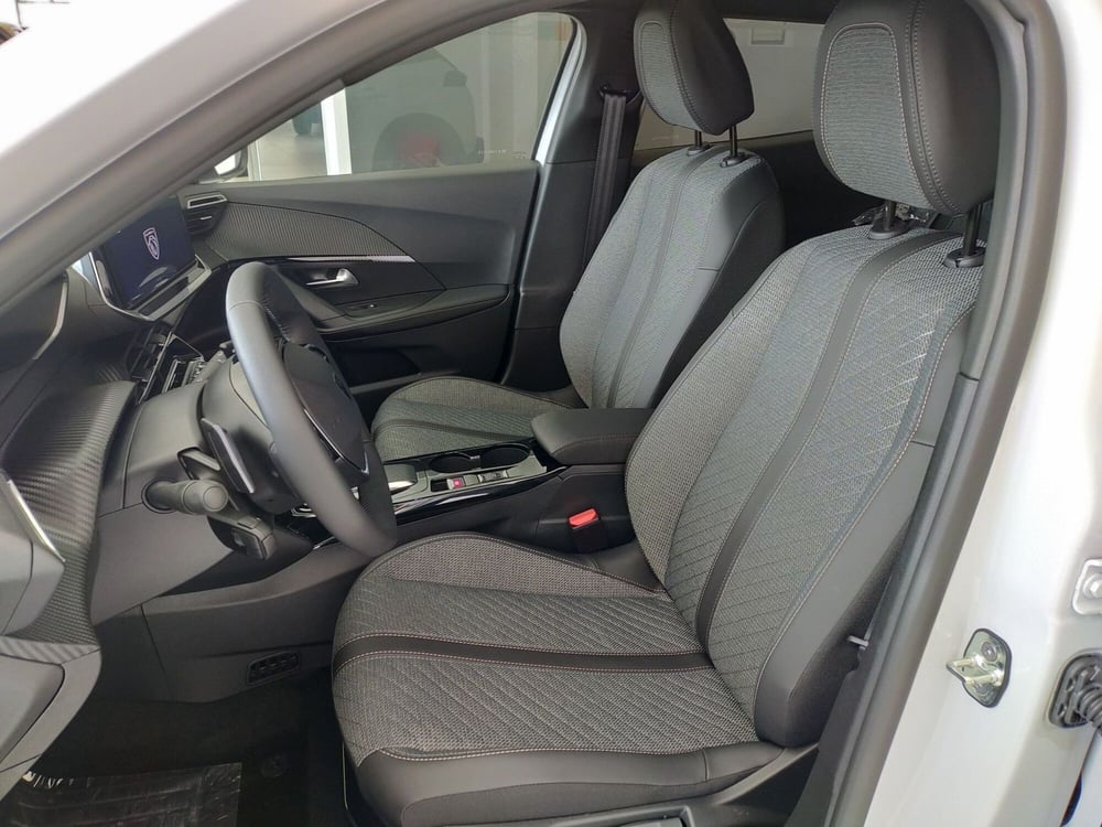 Peugeot 2008 nuova a Reggio Emilia (10)