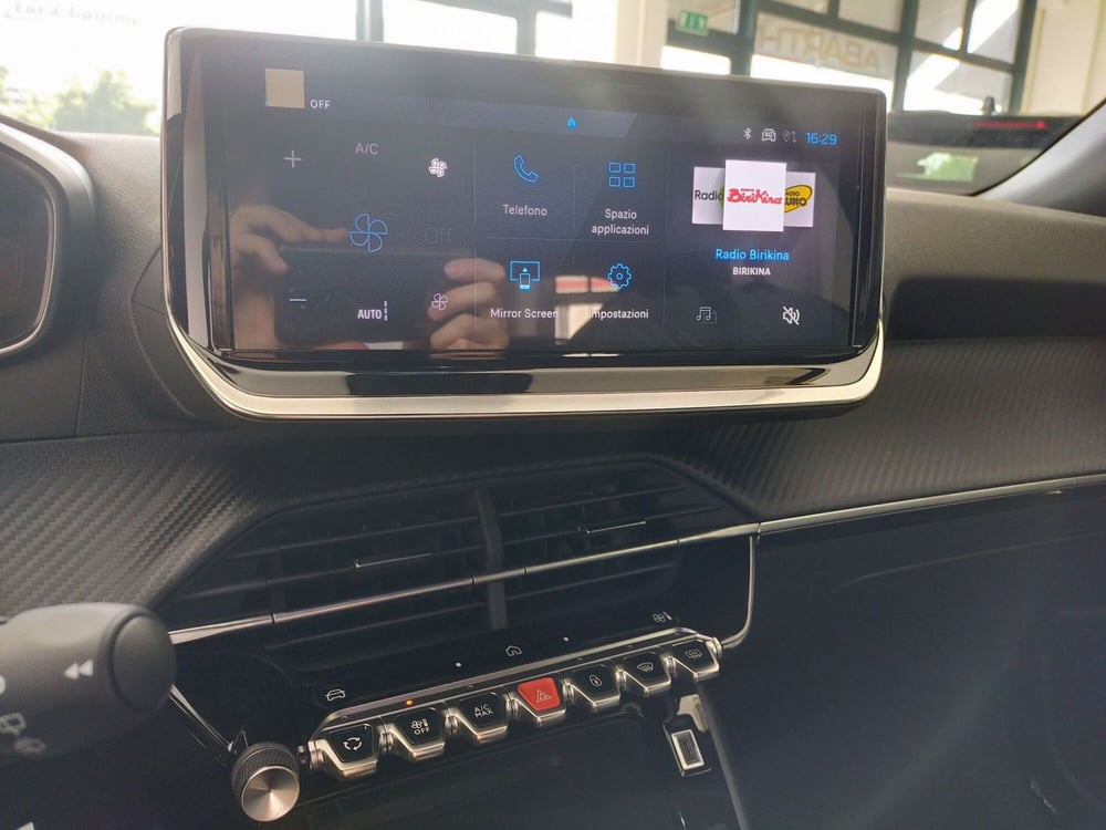 Peugeot 2008 nuova a Reggio Emilia (14)