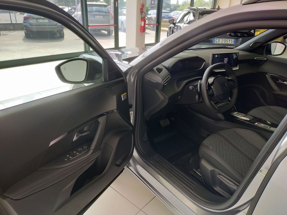 Peugeot 2008 nuova a Reggio Emilia (9)