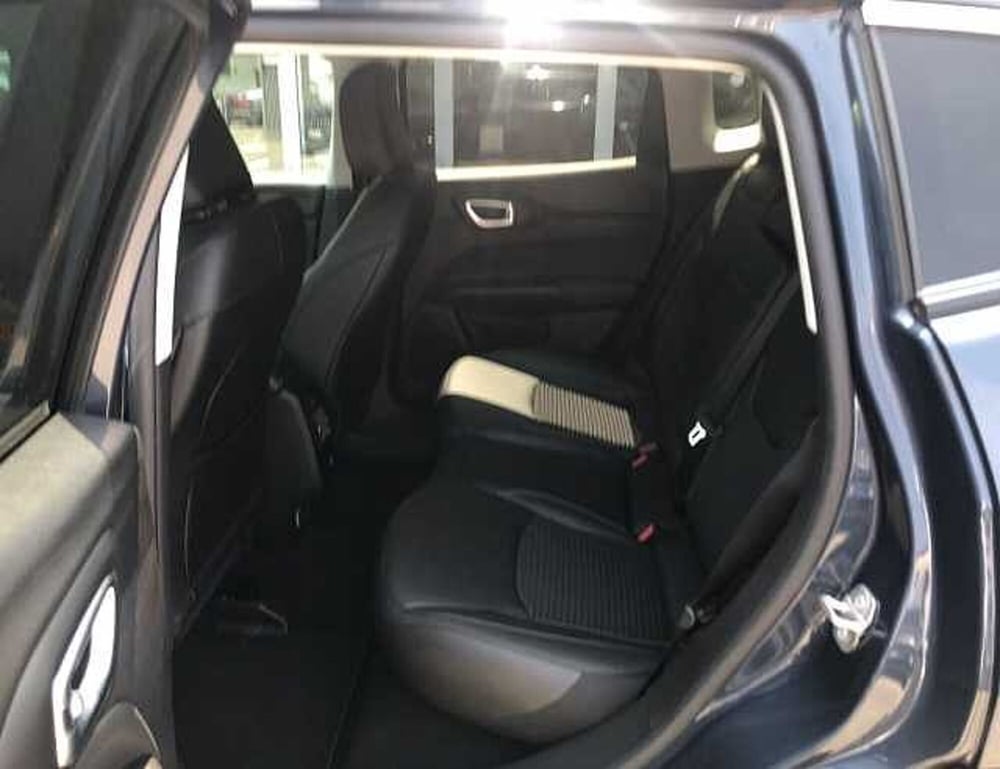 Jeep Compass usata a Lucca (9)
