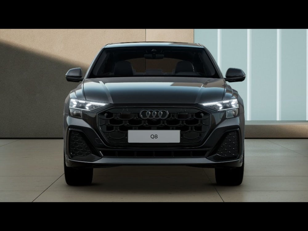 Audi Q8 Sportback nuova a Livorno (4)