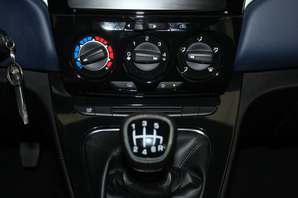 Lancia Ypsilon usata a Cremona (10)
