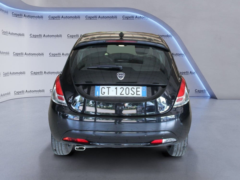 Lancia Ypsilon usata a Cremona (3)