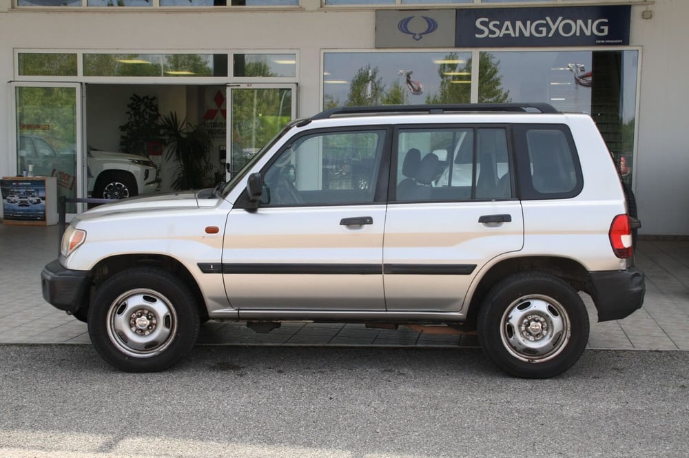 Mitsubishi Pajero usata a Pordenone (2)