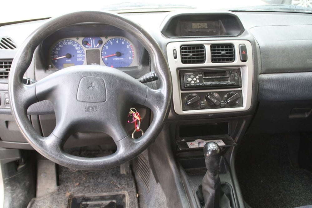 Mitsubishi Pajero usata a Pordenone (9)