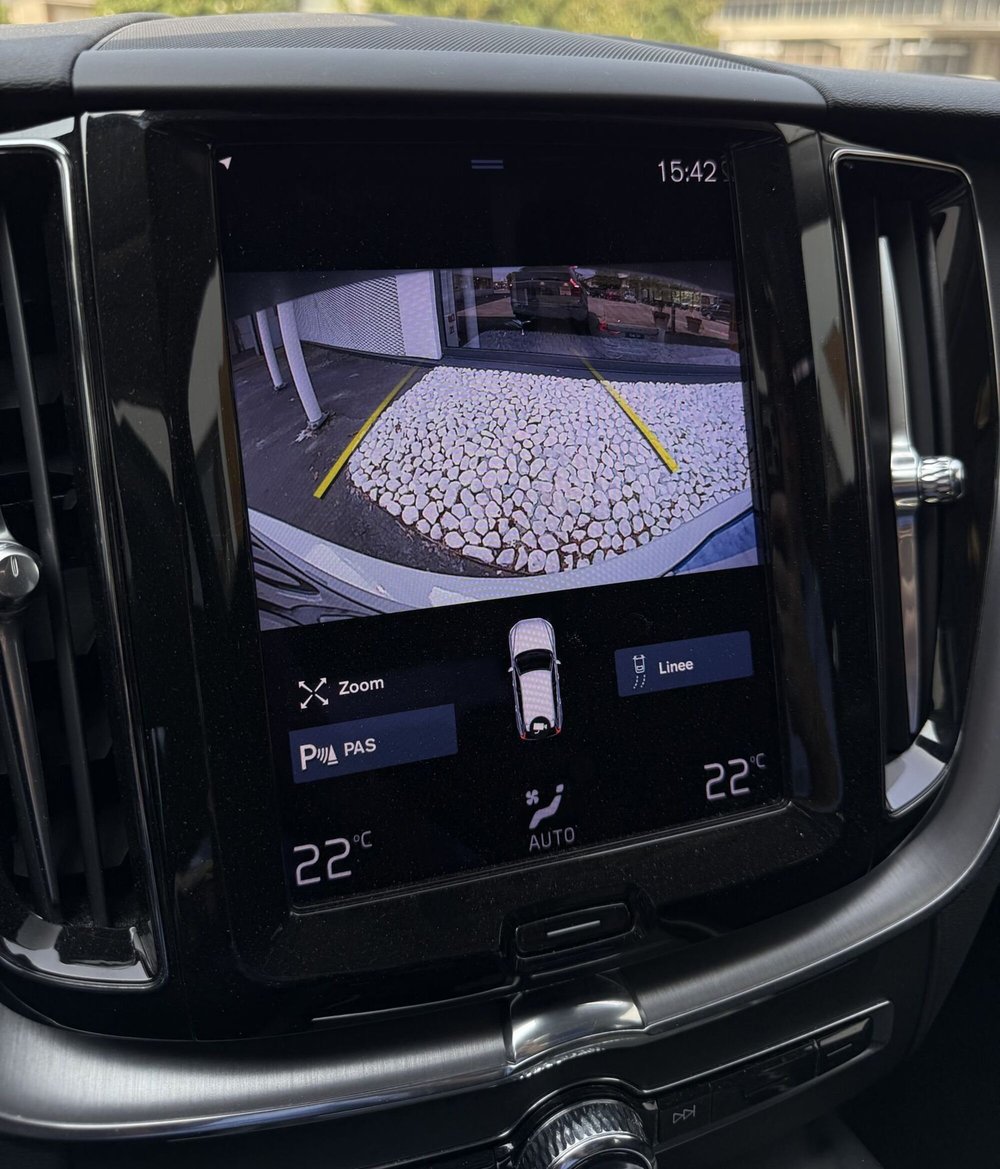Volvo XC60 usata a Parma (10)