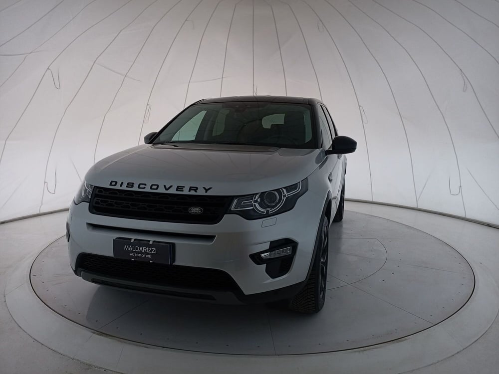 Land Rover Discovery Sport usata a Bari