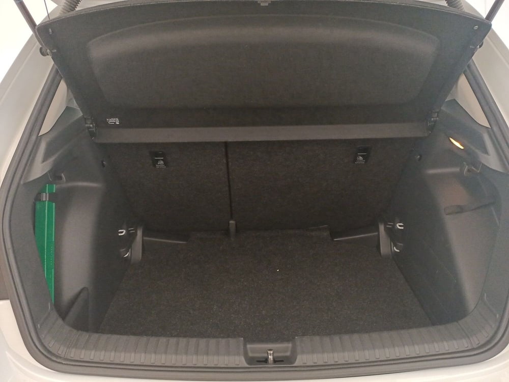 Skoda Fabia usata a Bari (13)