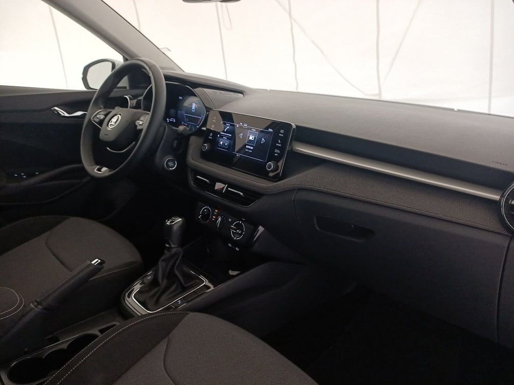 Skoda Fabia usata a Bari (7)