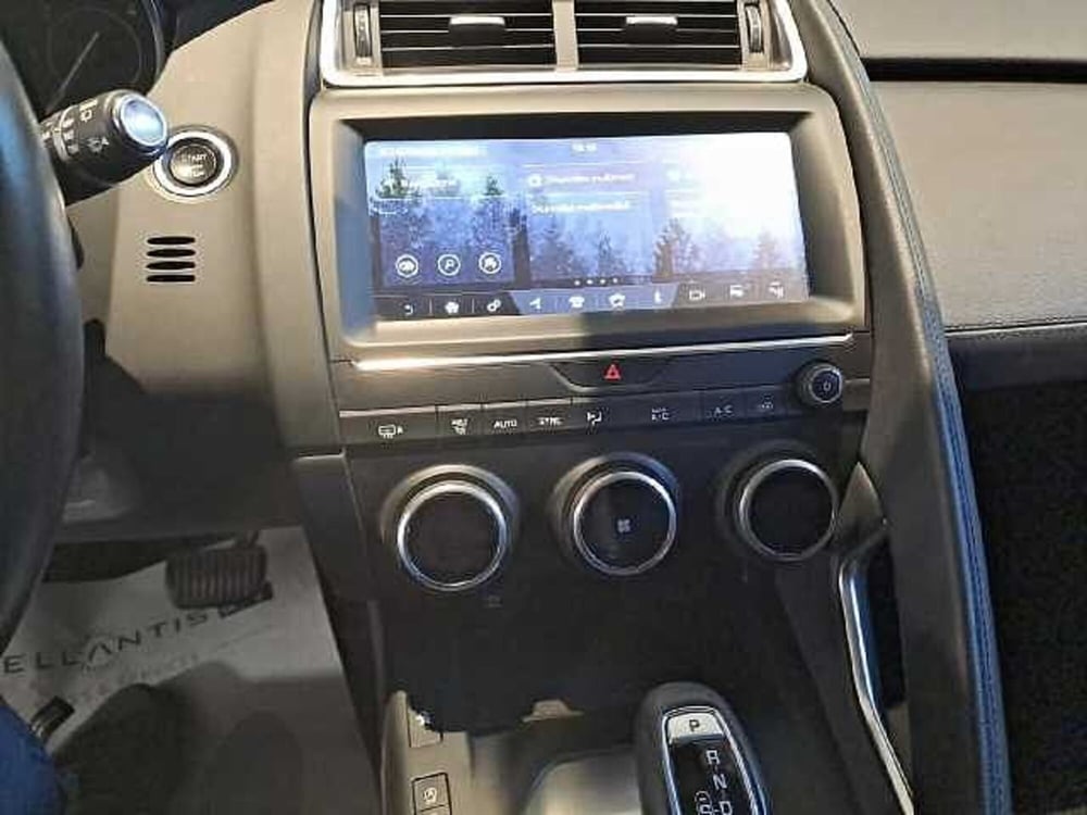 Jaguar E-Pace usata a Roma (7)