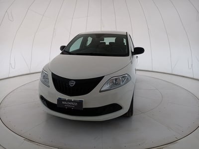 Lancia Ypsilon 1.0 FireFly 5 porte S&amp;S Hybrid Silver Plus del 2023 usata a Bari