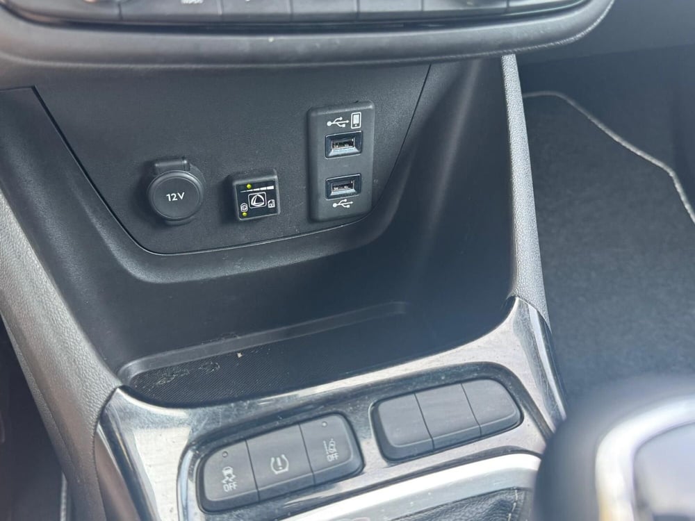 Opel Crossland X usata a Ferrara (11)