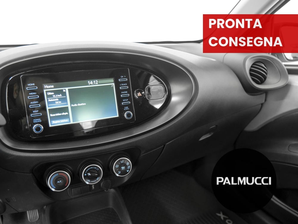 Toyota Aygo X usata a Prato (12)