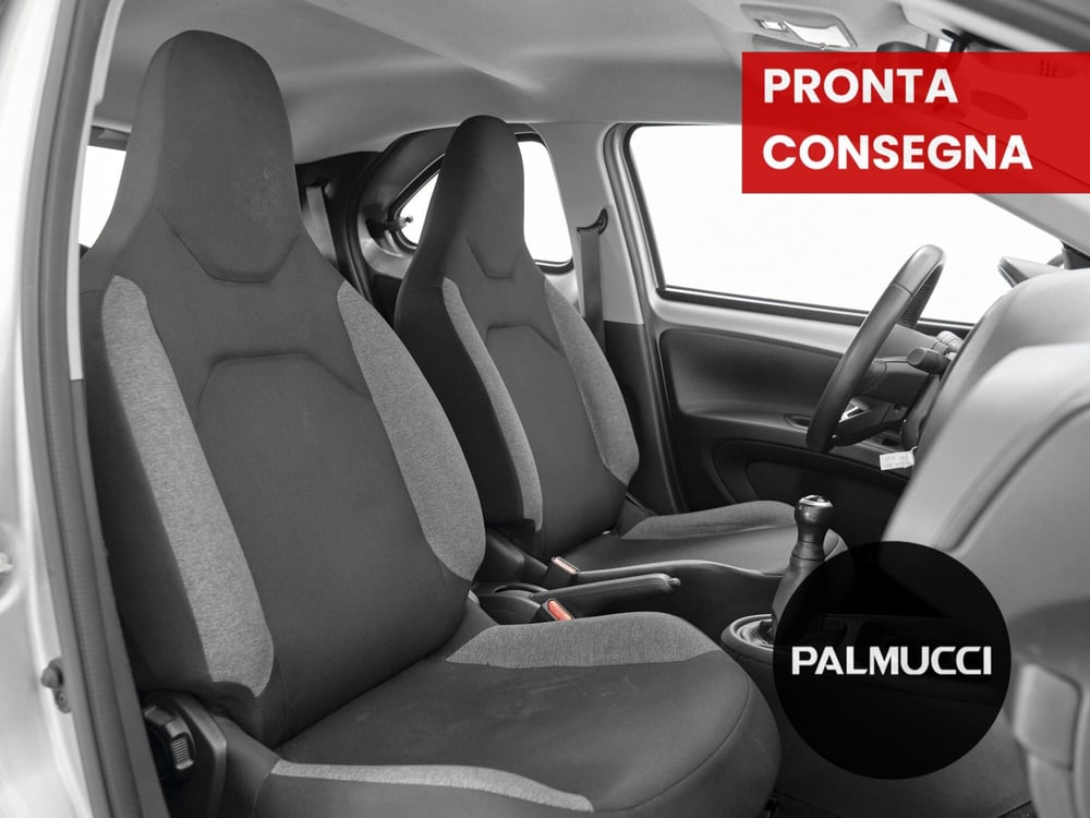 Toyota Aygo X usata a Prato (17)