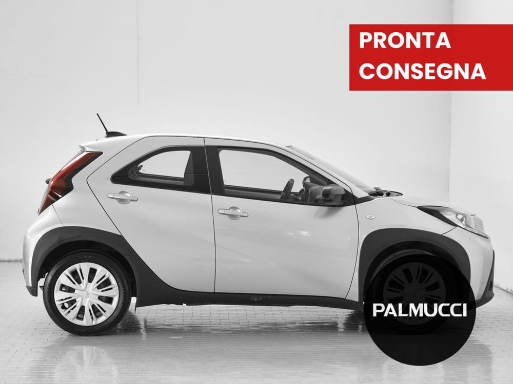 Toyota Aygo X usata a Prato (2)