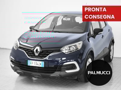 Renault Captur TCe 12V 90 CV Start&amp;Stop Energy Life del 2018 usata a Prato