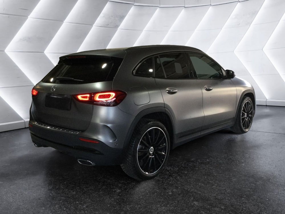 Mercedes-Benz GLA SUV usata a Caserta (5)