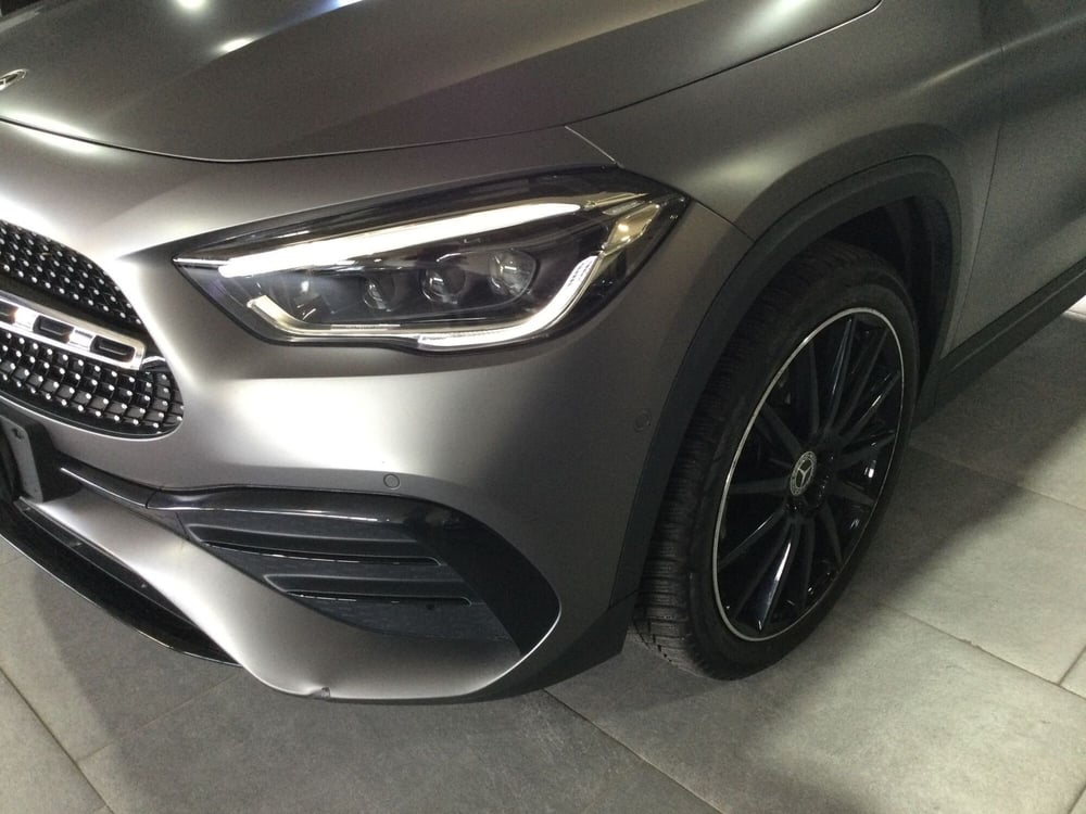Mercedes-Benz GLA SUV usata a Caserta (9)