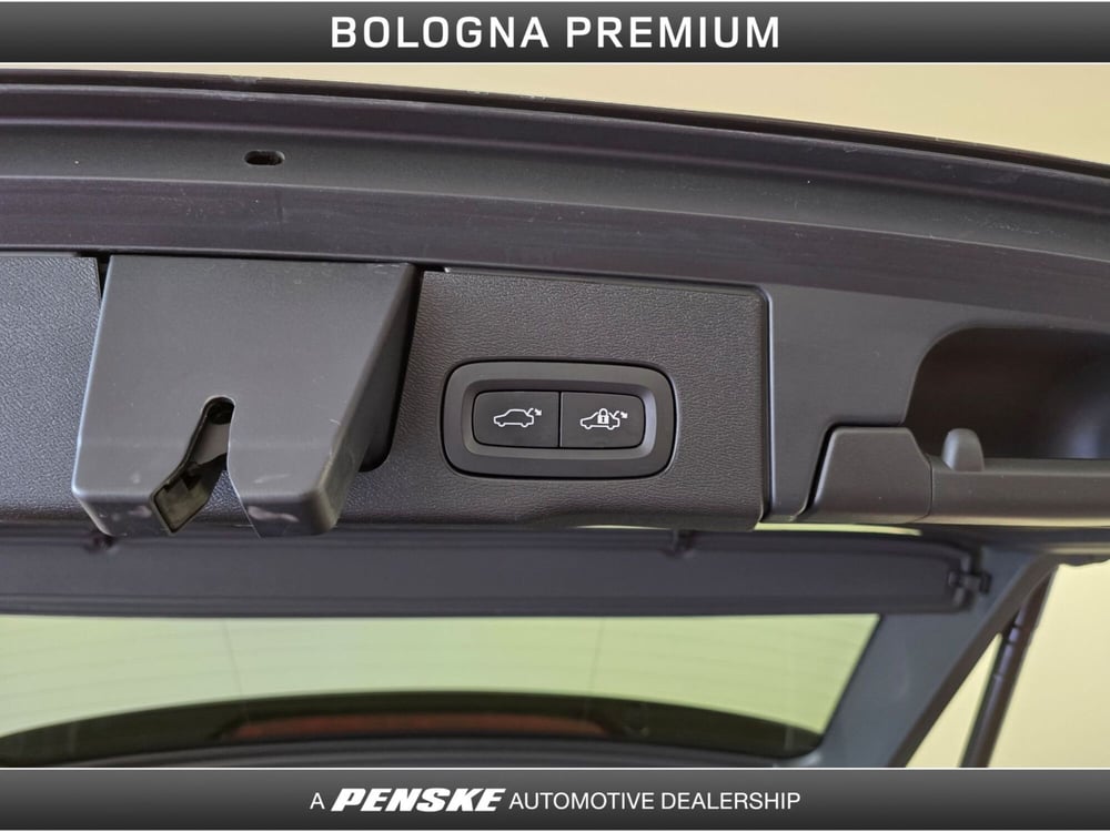 Volvo XC60 usata a Bologna (10)