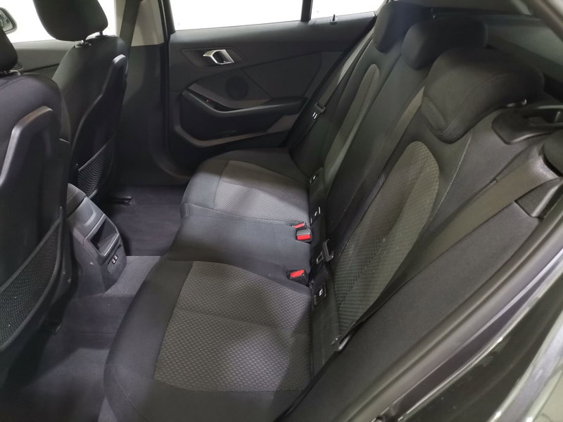 BMW Serie 1 5p. usata a Salerno (10)