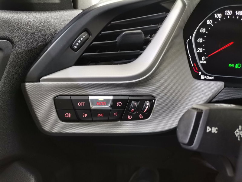 BMW Serie 1 5p. usata a Salerno (13)