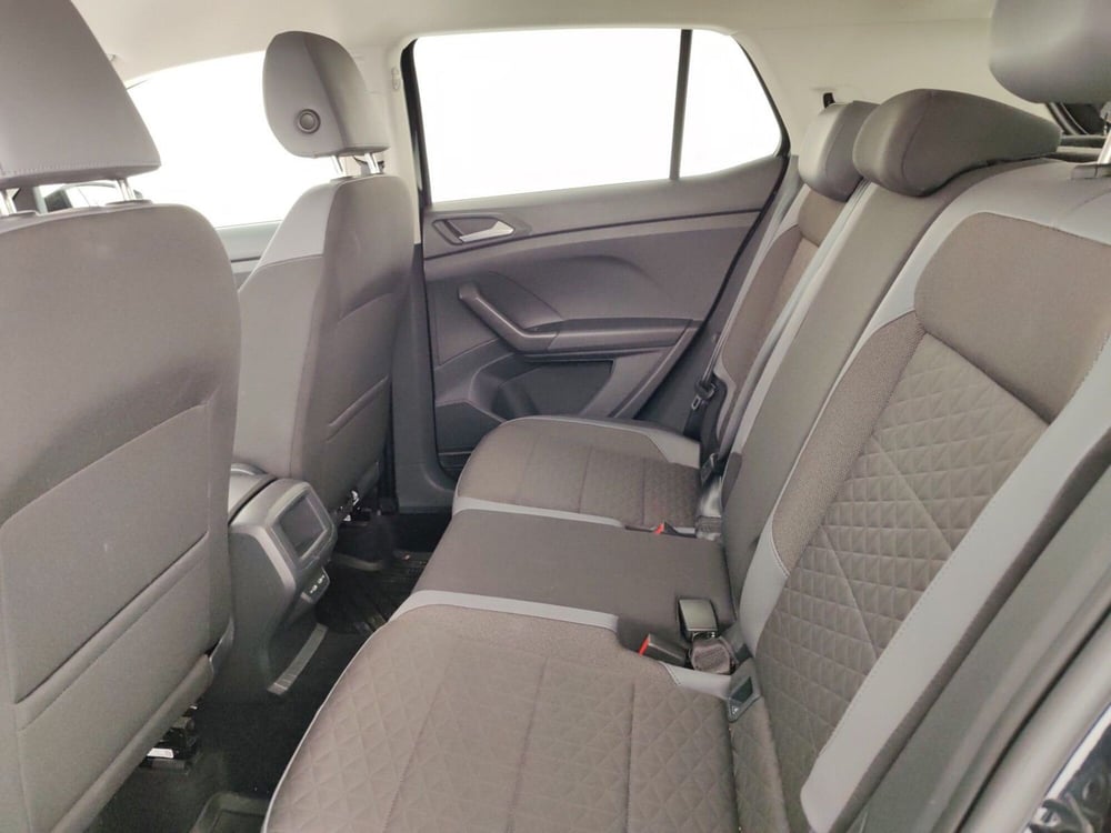 Volkswagen T-Cross usata a Massa-Carrara (10)