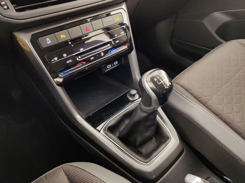 Volkswagen T-Cross usata a Massa-Carrara (11)